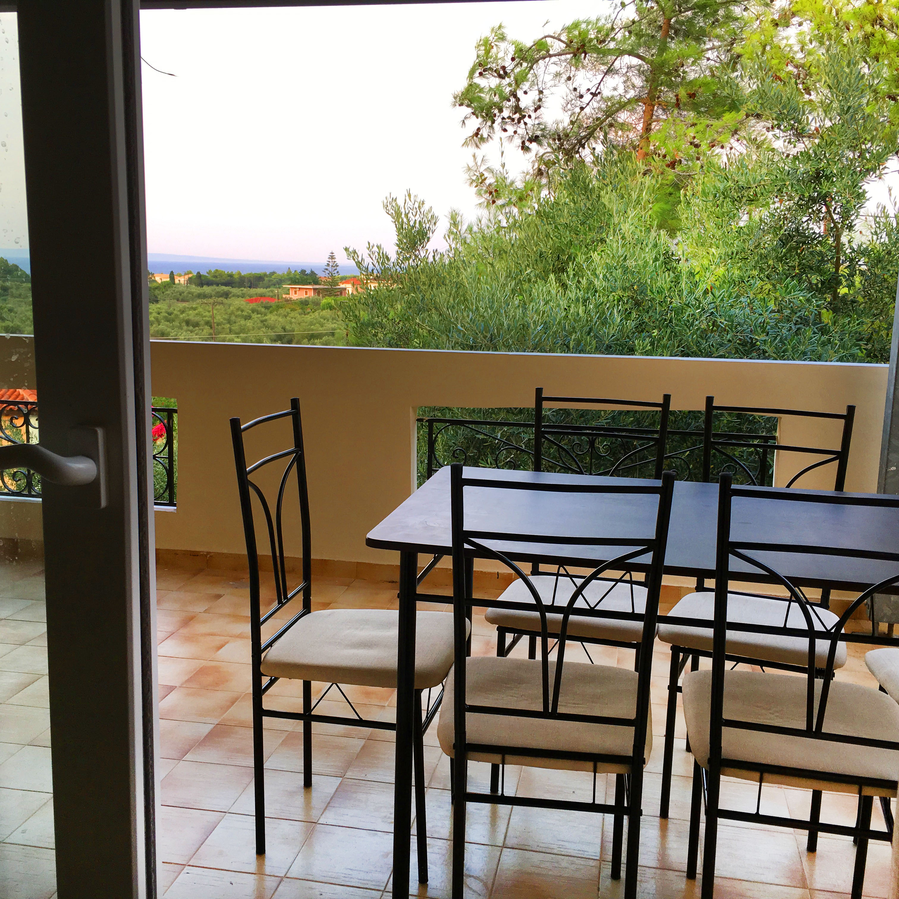 Veranda, Apartment No. 7
